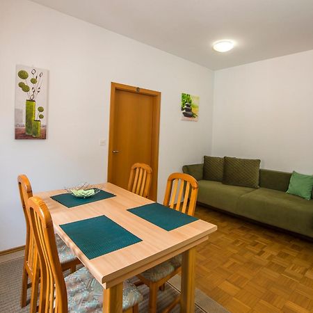 Apartments Rombon Klavdij With Free Onsite Parking Bovec Eksteriør bilde