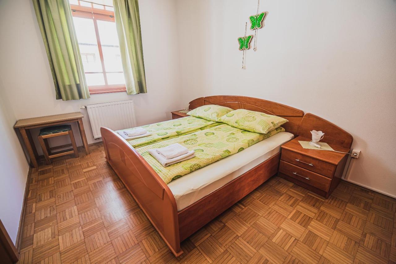 Apartments Rombon Klavdij With Free Onsite Parking Bovec Eksteriør bilde