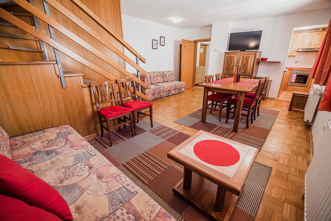 Apartments Rombon Klavdij With Free Onsite Parking Bovec Eksteriør bilde
